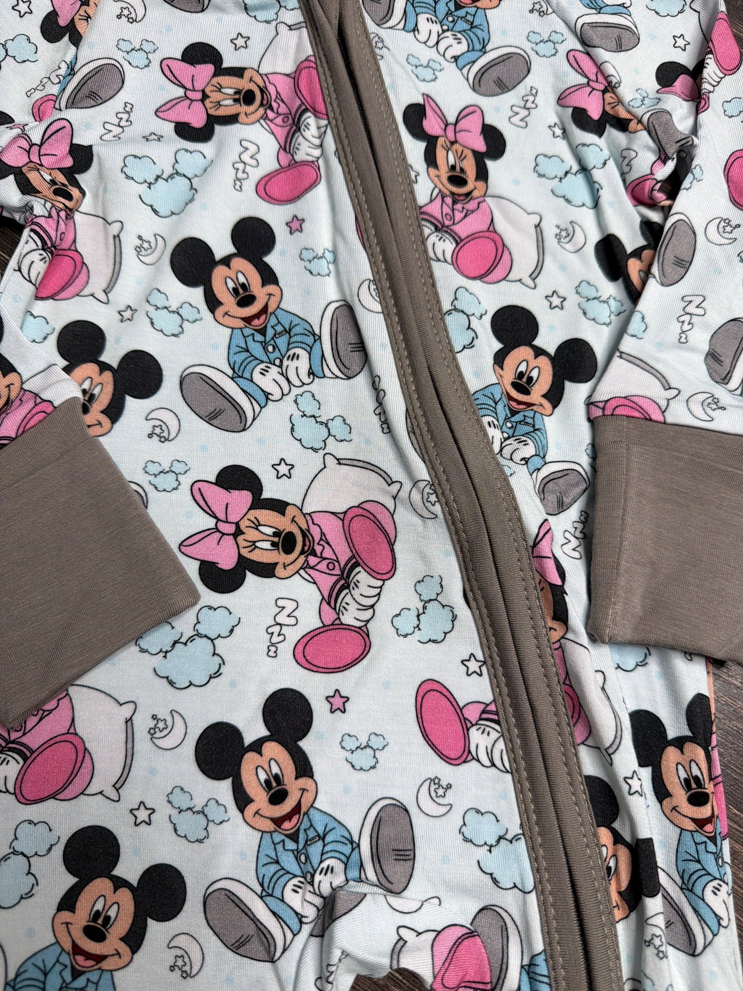 Sleepy Mouse Sleeper