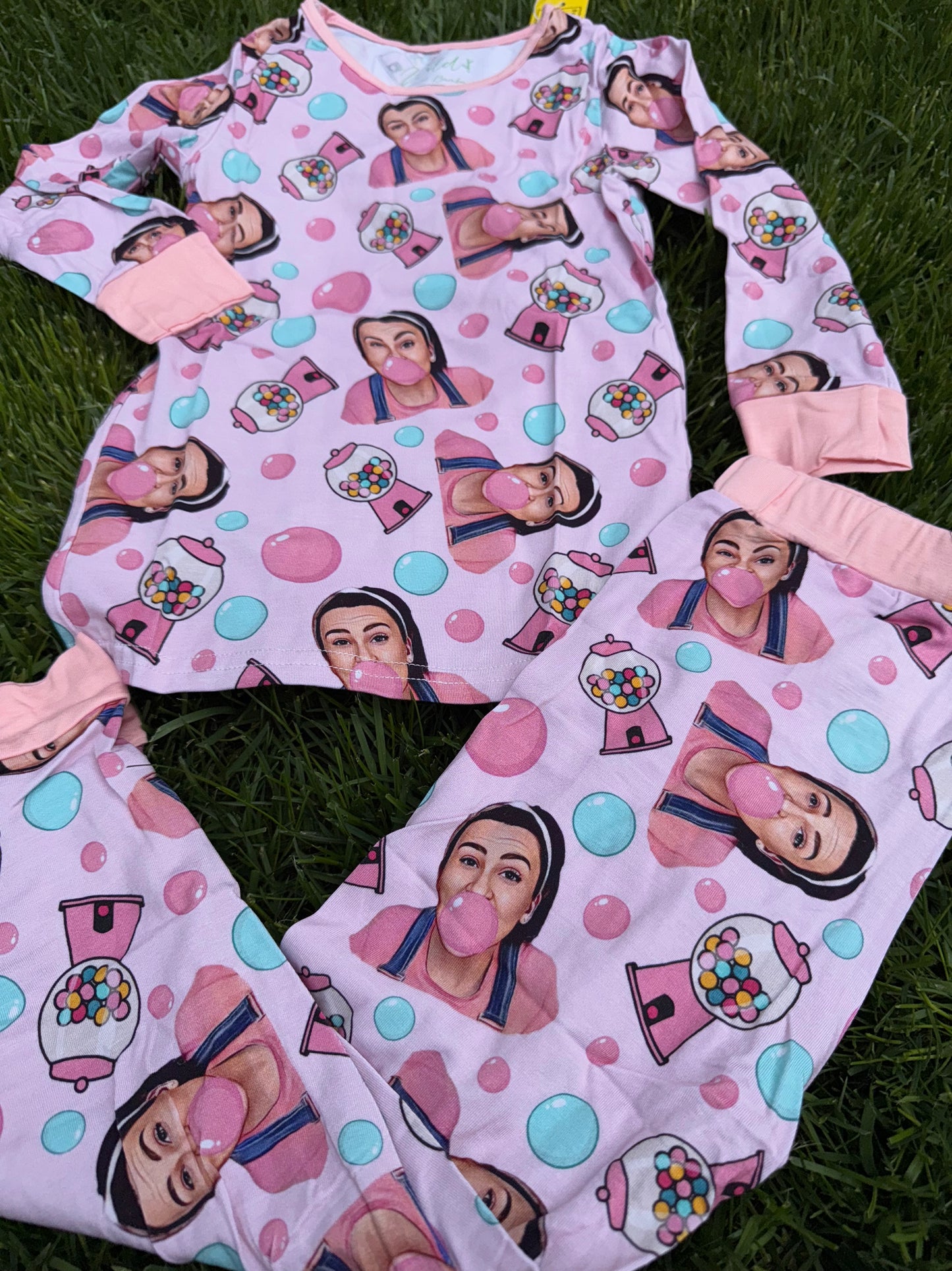 Bubblegum Rach 2 Piece