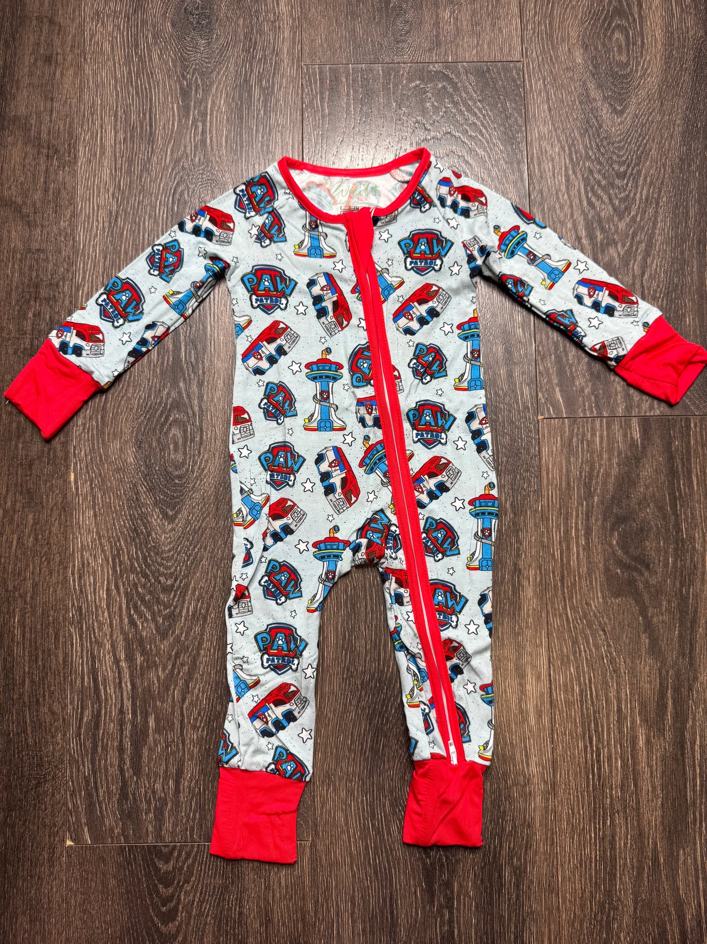 Puppies lookout sleeper