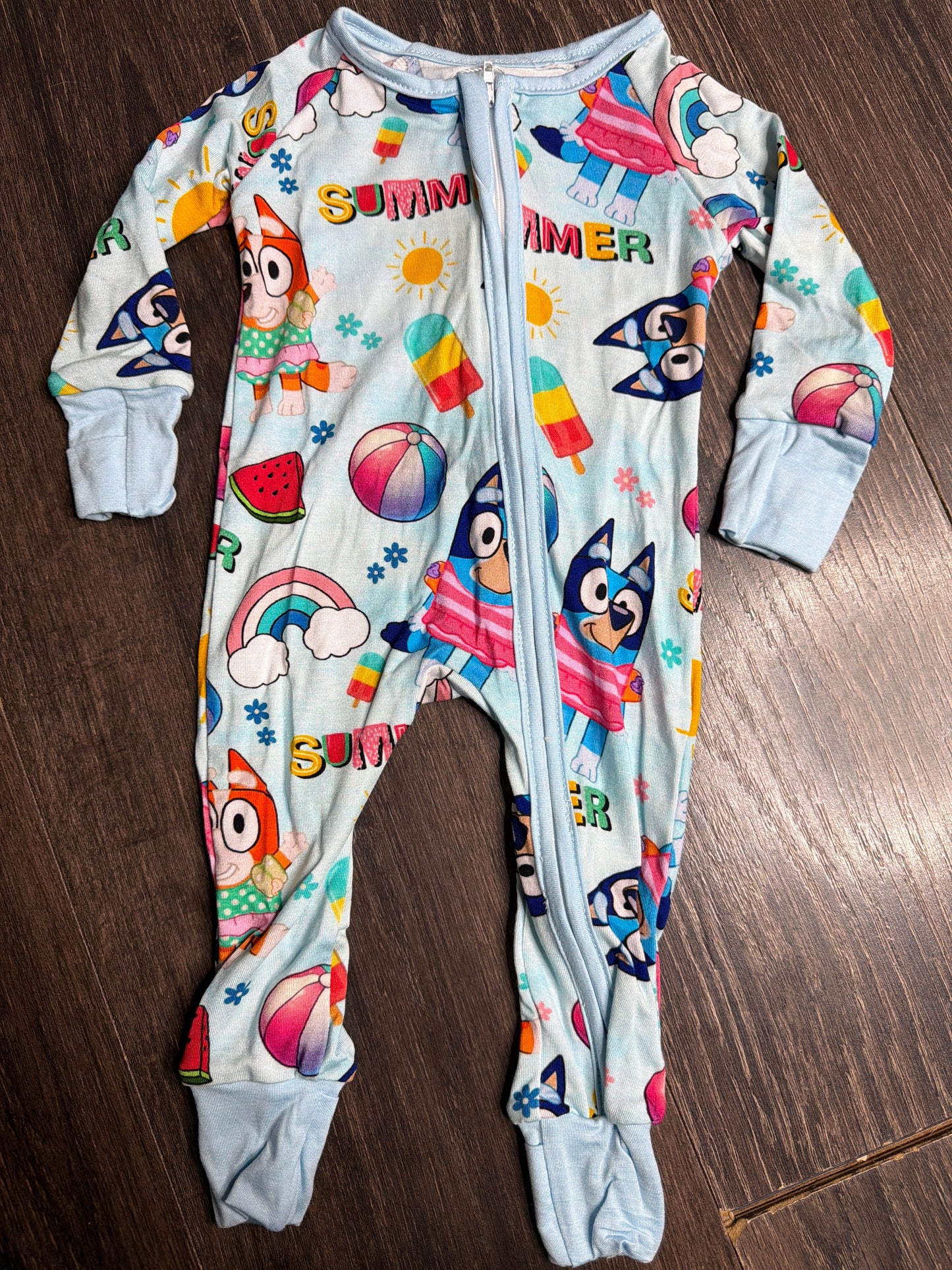 Blue dog summertime sleeper