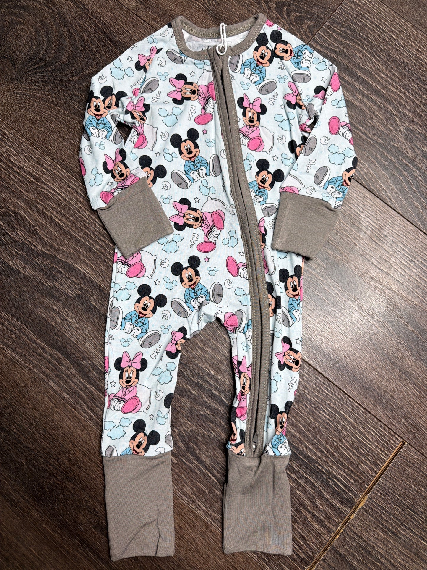 Sleepy Mouse Sleeper