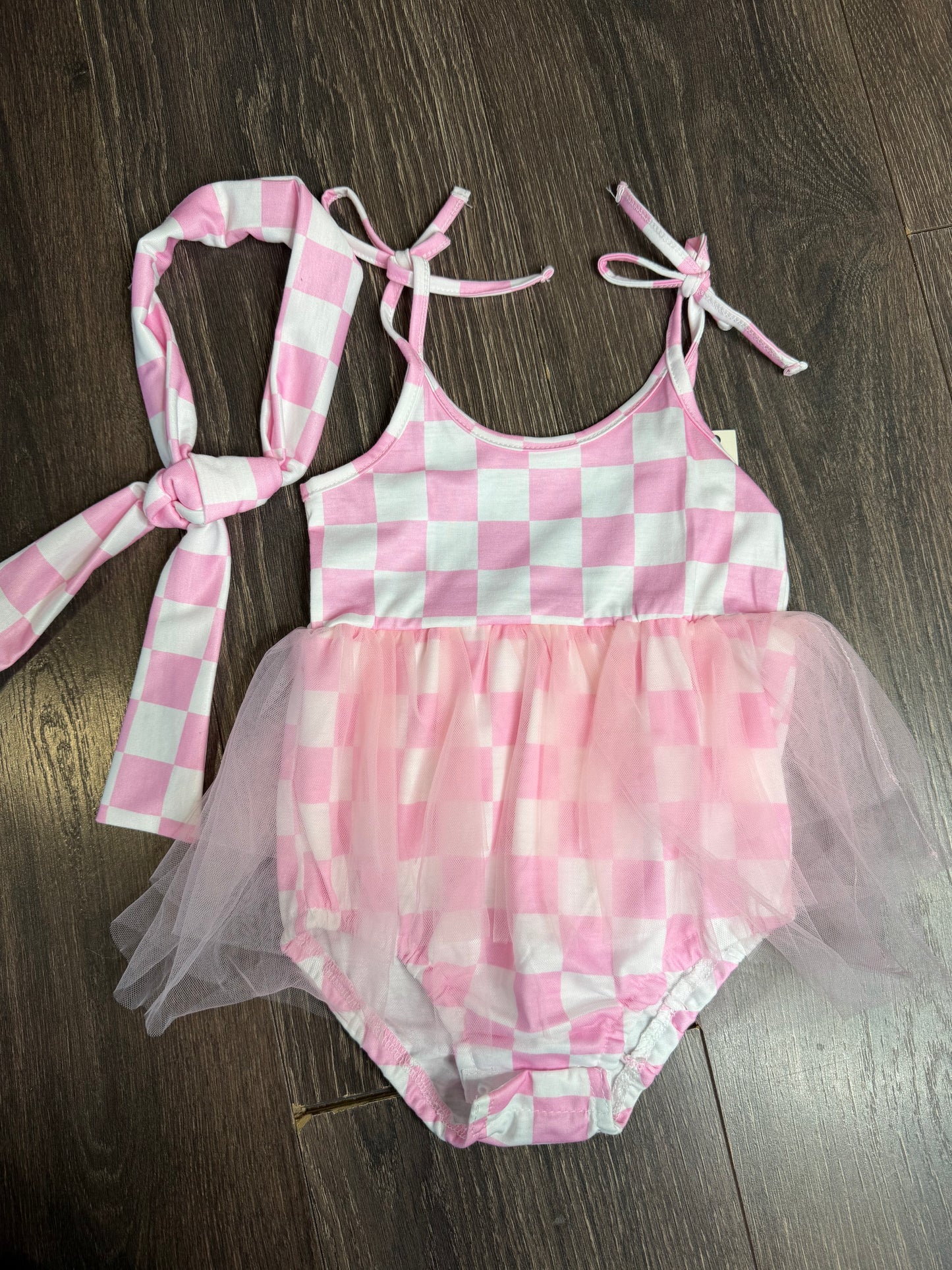 Daywear romper with bow - pink