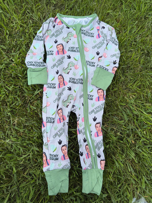Dino Rach Sleeper