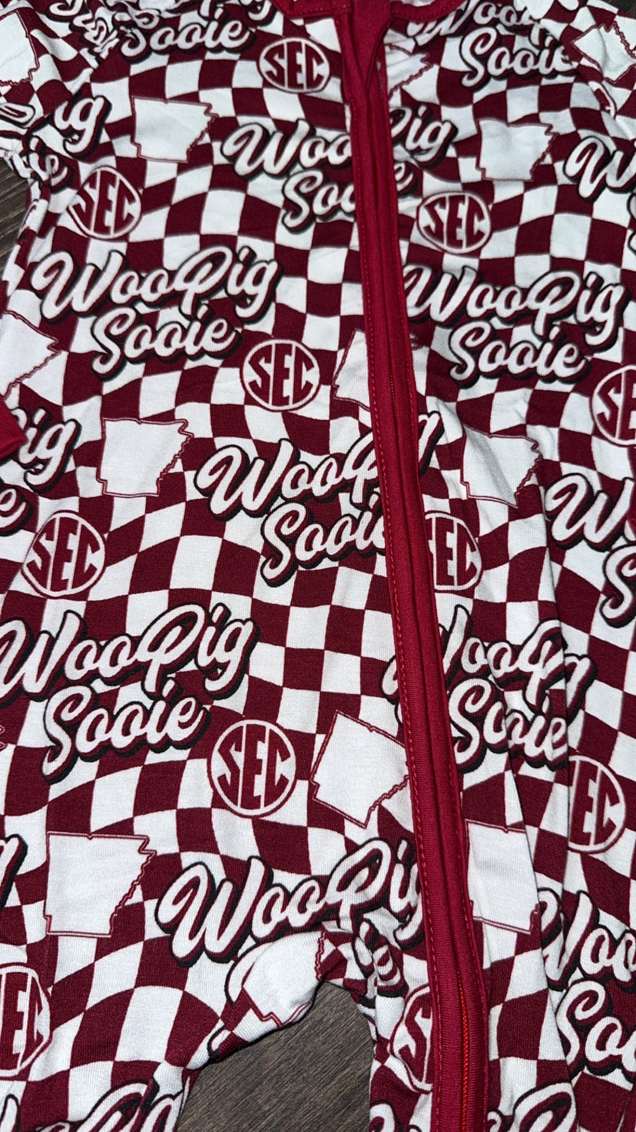 SEC - Woo Pig Sleeper